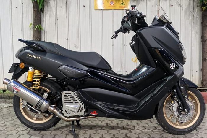 Yamaha NMAX tampil racing looks