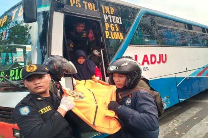 Darmadji, sopir bus PO Ladju meninggal dunia saat kendarai bus yang mengangkut penumpang