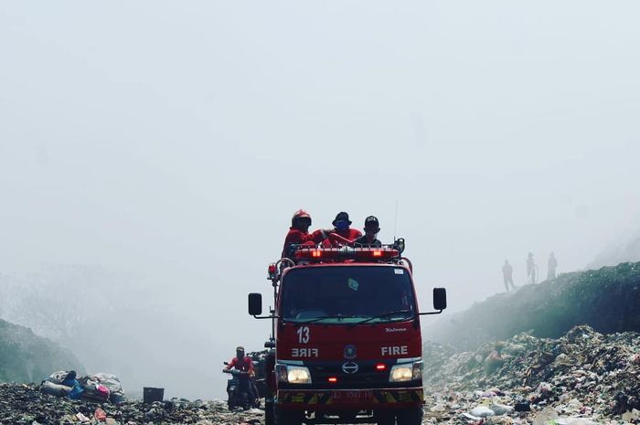 Ilustrasi truk Pemadam Kebakaran (Damkar) di Kota Surakarta
