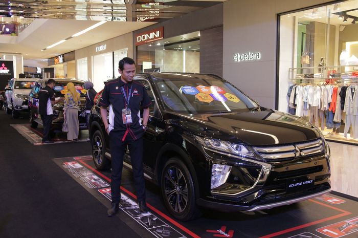 Mitsubishi Xpander yang dipamerkan di The Park Mall di acara Mitsubishi Motors Auto Show