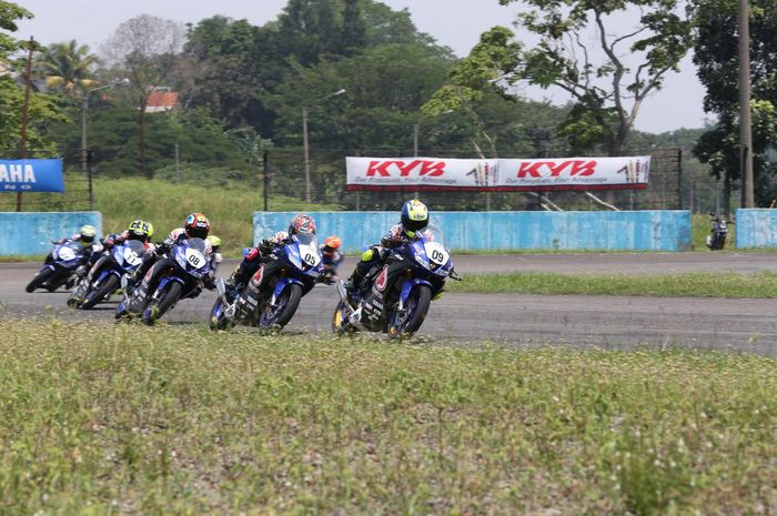 Kelas R15 menjadi kelas pembibitan ideal bagi pembalap muda Yamaha