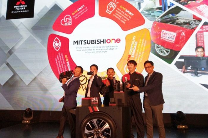 PT Mitsubishi Motors Krama Yudha Sales Indonesia (MMKSI) memperkenalkan layanan aftersales baru, salah satunya layanan siaga 24 jam.