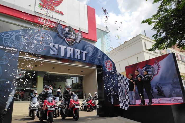 Puluhan jurnalis berangkat menuju HBD 2019 dari Main Dealer Astra Motor Yogyakarta