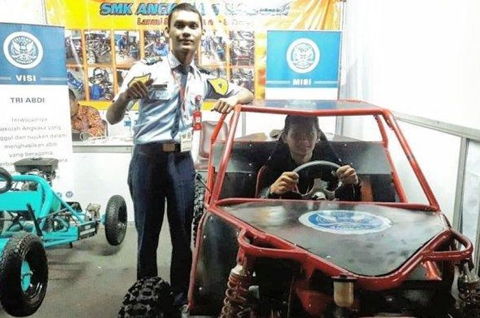 mobil, motor dan off-road jadi satu di kendaraan bogy ini, karya anak bangsa lho