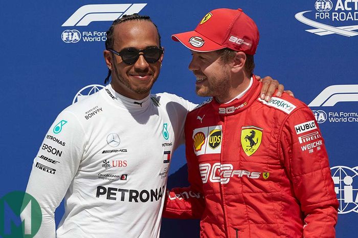 Lewis Hamilton (kiri) tidak mau pindah ke Ferrari untuk menempati kursi Sebastian Vettel (kanan)