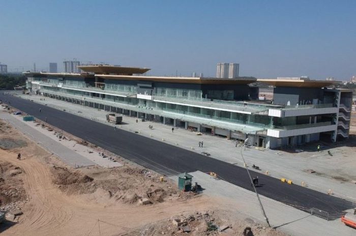 Sikruit jalan raya Hanoi akan selesai Januari 2019