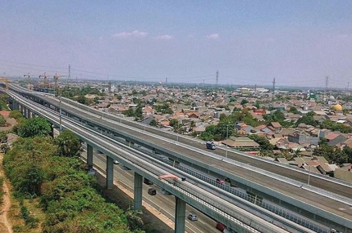 Tol Layang Jakarta-Cikampek akan resmi beroperasi pada 20 Desember 2019.