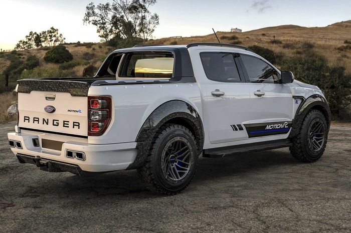 Tampilan belakang  Ford Ranger hasil garapan Motion R
