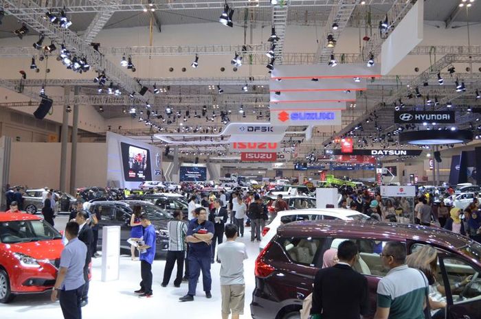 Para Agen Pemegang Merek (APM) yang turut meramaikan GIIAS 2019 lalu.