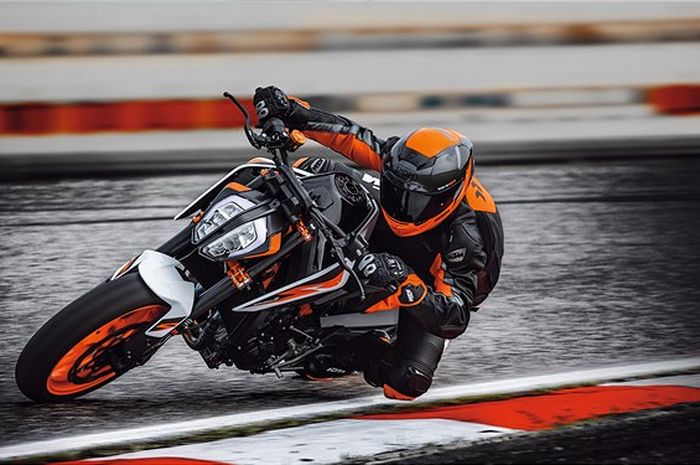 KTM 890 Duke R