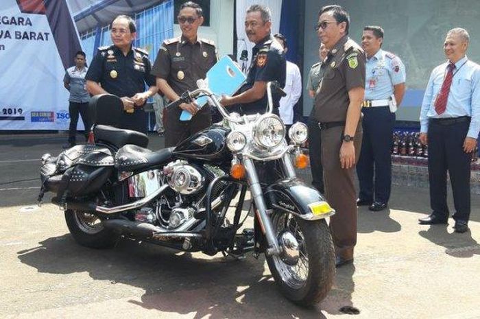 Harley-Davidson yan masuk dalam lelang Bea Cukai Jawa Barat