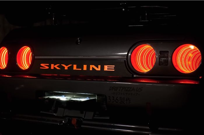 Modifikasi Nissan Skyline Pakai Lampu Belakang Infinity Mirror Semua Halaman Gridoto Com