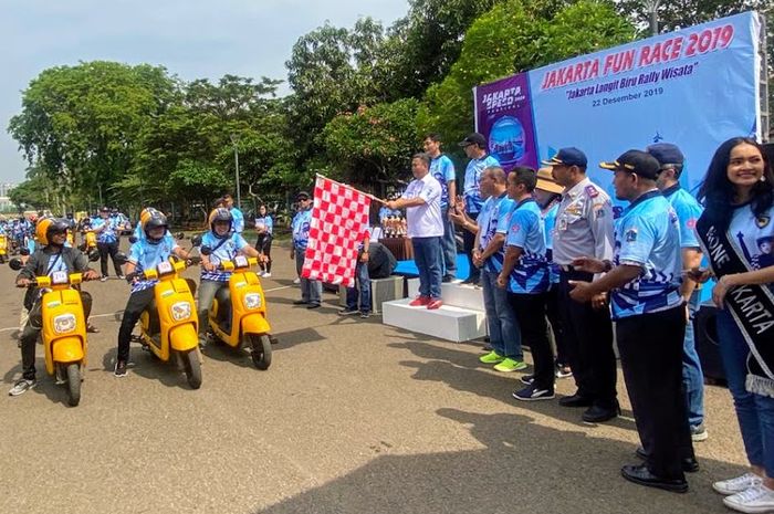 Motor listrik dan kendaraan elektrifikasi lainnya ikuti Rally Wisata 2019 di Monas.