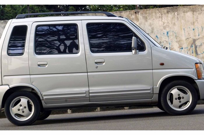 Mobil bekas di bawah Rp 60 juta Suzuki Karimun 