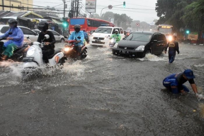 Banjir Jakarta, Ganjil Genap tidak diberlakukan