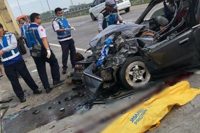 Kecelakaan maut di KM 722 Gerbang Tol Gempol 1, Desa Legok, Kecamatan Gempol, Kamis (2/1/2020) pagi. 