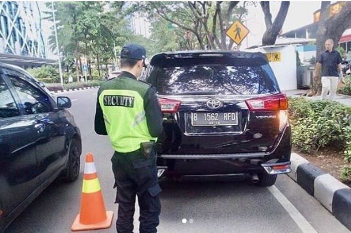 Toyota Kijang Innova dirazia Polisi Militer karena menggunakan pelat nomor RFD
