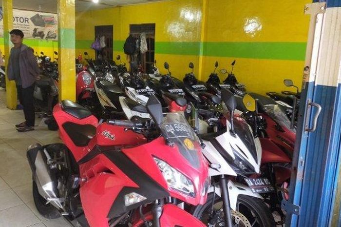 Showroom motor bekas di wilayah Banjarmasin
