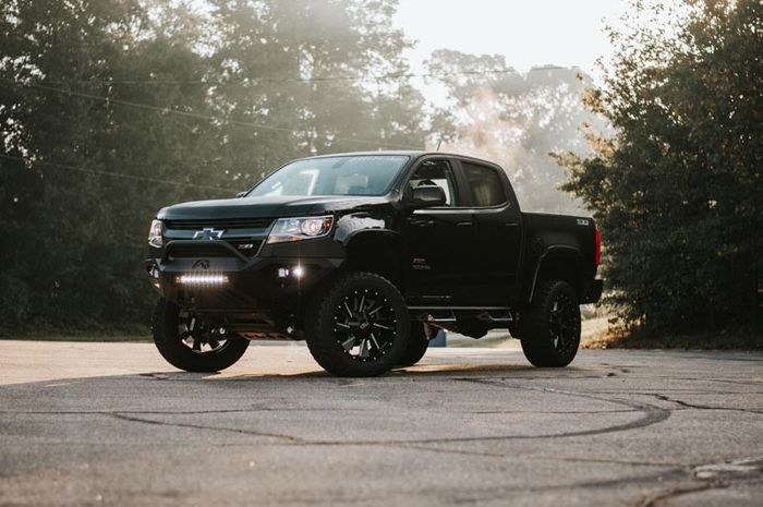 Chevrolet Colorado dengan paket modif K2