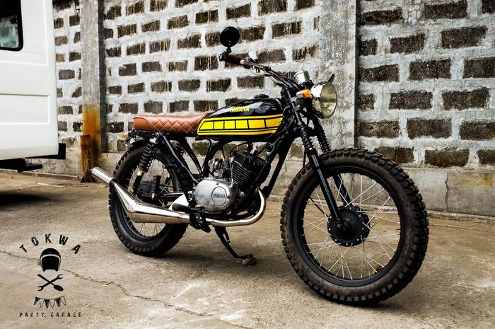 Yamaha RS100 street tracker