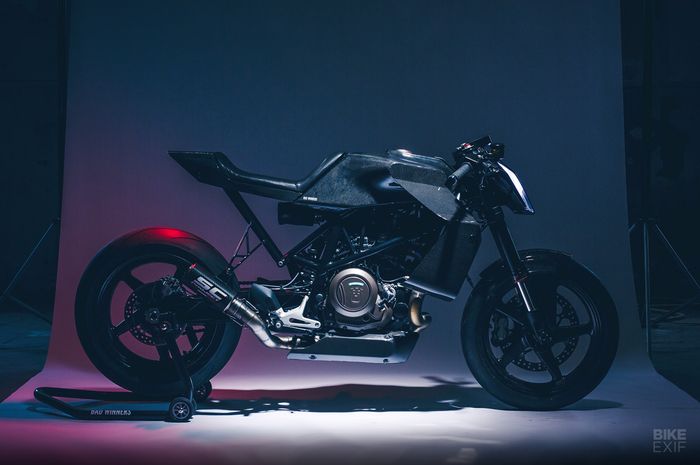 Husqvarna Vitpilen 701 untuk Charles Leclerc