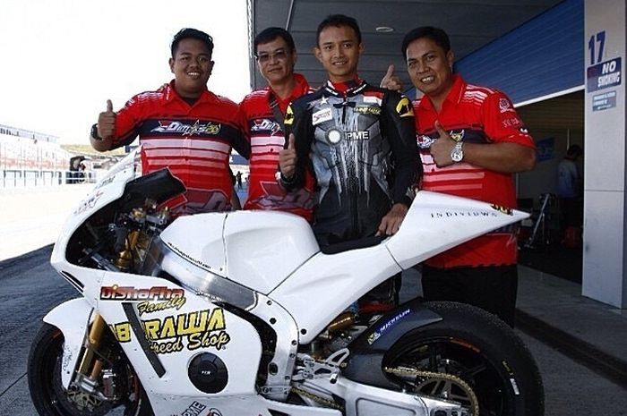 Laga pertama Dimas Ekky Pratama di Eropa, pada CEV Moto2 di Jerez, Spanyol tahun 2014