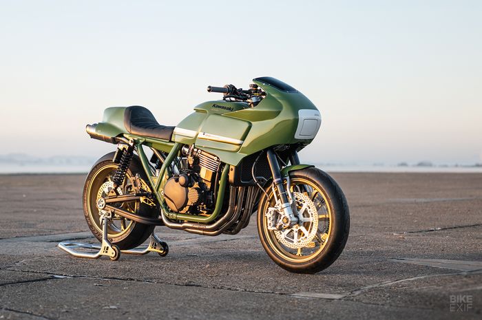 Kawasaki ZRX1200R garapan deBolex Engineering