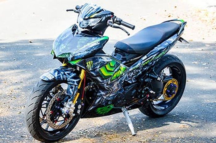 Yamaha MX King berkonsep Hulk dan berkaki gede 