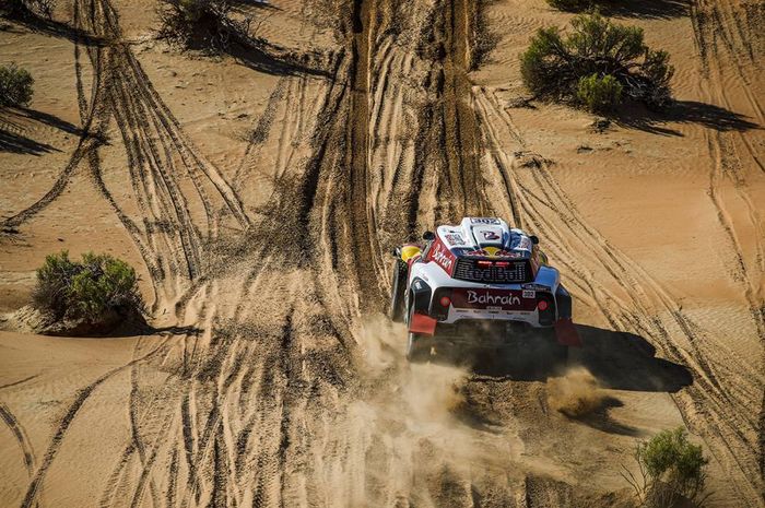 Stephane Peterhansel menangkan stage 11 Reli Dakar 2020