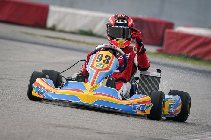 Marc Marquez bermain gokart