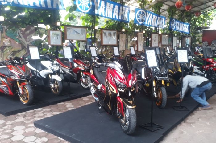 Hasil modifikasi unggulan Customaxi Yamaha x Yamaha Heritage Built Semifinal Bekasi 