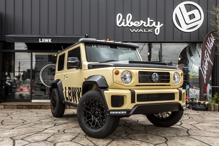 Modifikasi Suzuki Jimny hasil garapan Liberty Walk
