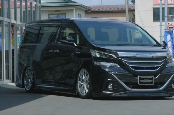 Modifikasi Toyota Vellfire dengan tampilan elegan dan kandas