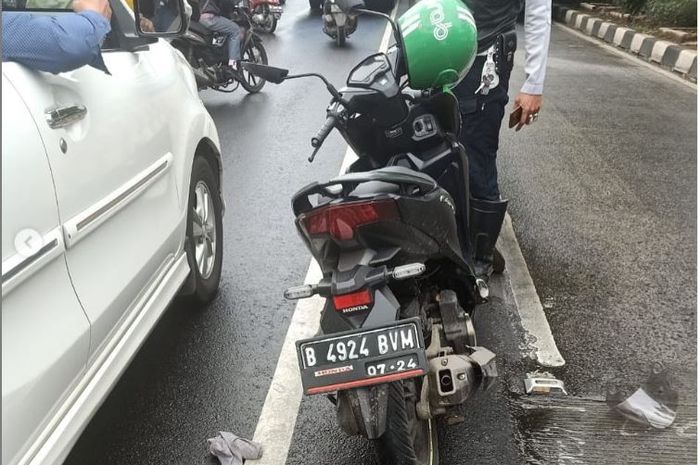 Honda Vario 150 pengendara ojek online yang tewas terlindas bus TransJakarta