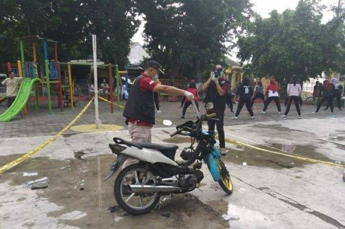 Pengaruh miras, pelaku cemburu hingga bakar motor teman sendiri