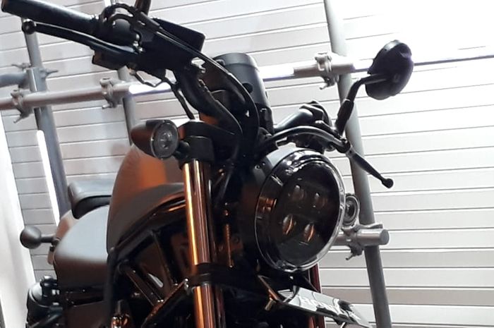 Headlamp Honda Rebel kini sudah full LED