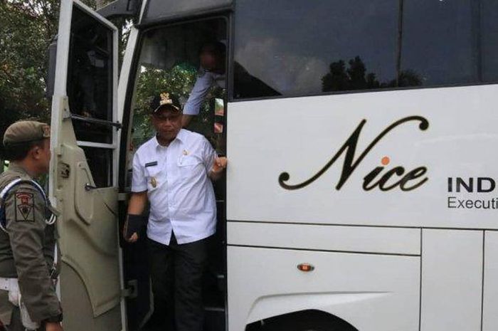 Plt Wali Kota Medan Akhyar Nasution meninjau skema transportasi BTS di Kota Medan