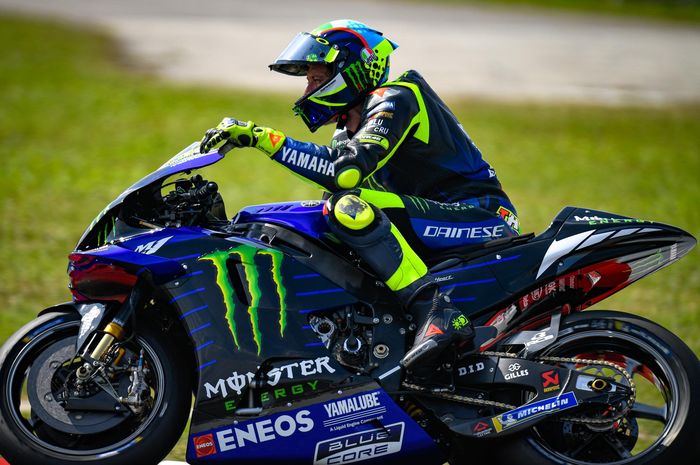 Valentino Rossi tanpa gembor-gembor mengenakan helm grafis baru di tes pramusim MotoGP 2020 Sepang, (7/2/2020)