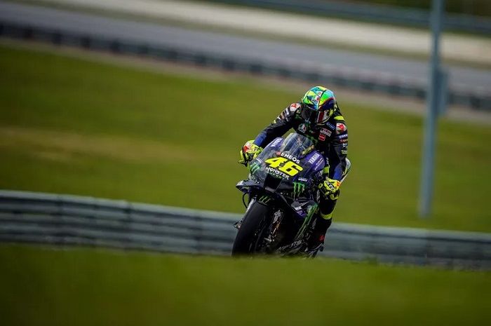 Valentino Rossi beri kejutan di tes pramusim MotoGP Malaysia 2020.