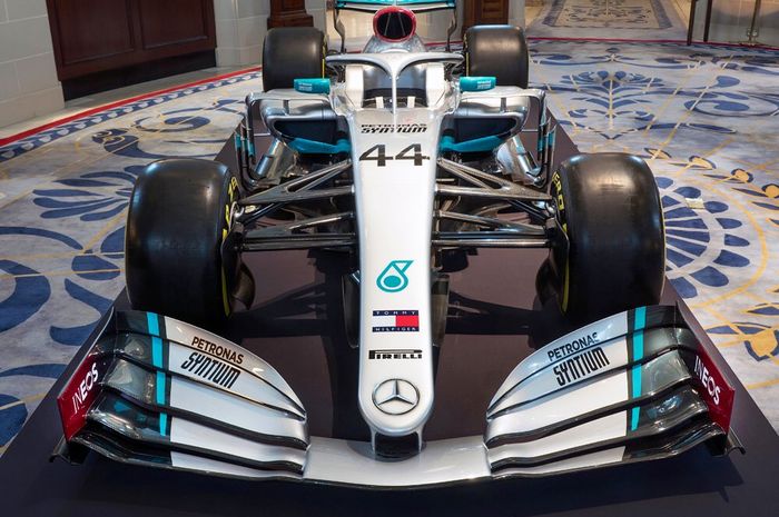 Livery tim Mercedes F1 usai kerja sama dengan INEOS 