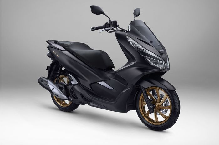 Warna baru glorious matte black Honda PCX