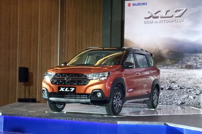 Suzuki XL7 resmi meluncur