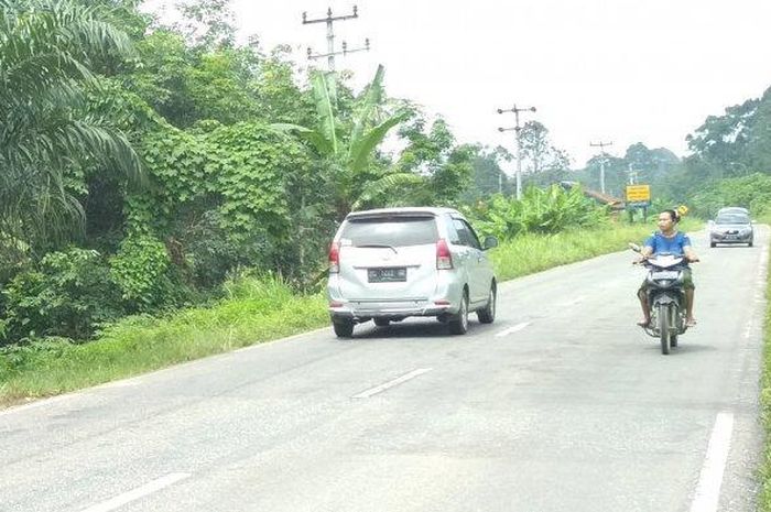 Jalan Lintas Sumatera (Jalinsum) wilayah Kabupaten Musi Rawas Utara (Muratara).