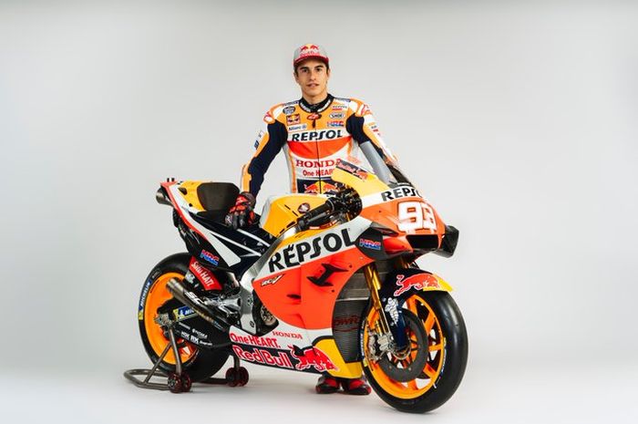 Marc Marquez bertahan eksklusif berstama tim Honda pabrikan di MotoGP hingga 4 musim ke depan atau 2024.