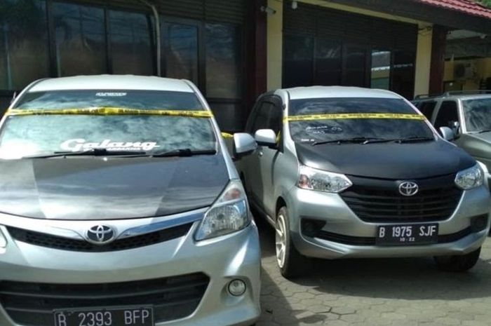Tiga unit Toyota Avanza yang menginap di kantor polisi namun takada pemiliknya