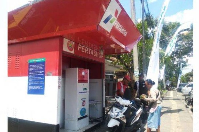 Pertashop merupakan bensin eceran resmi dari PT Pertamina Persero