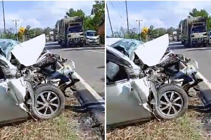 Daihatsu Sigra hancur setelah beradu lawan truk hingga mengakibatkan dua orang tewas