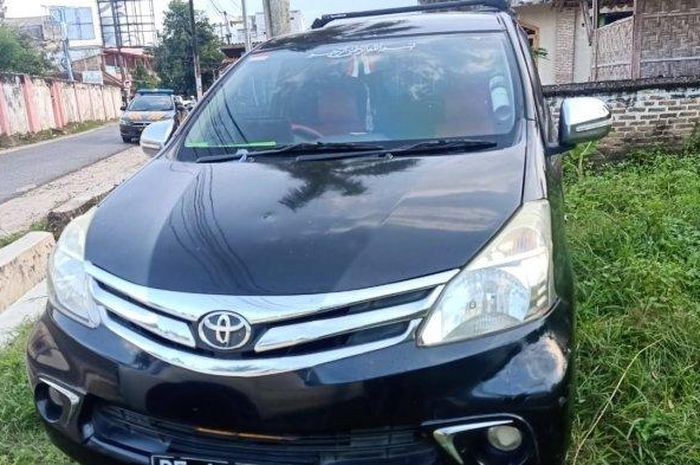 Toyota Avanza rentalan yang disewa komplotan maling di Pringsewu