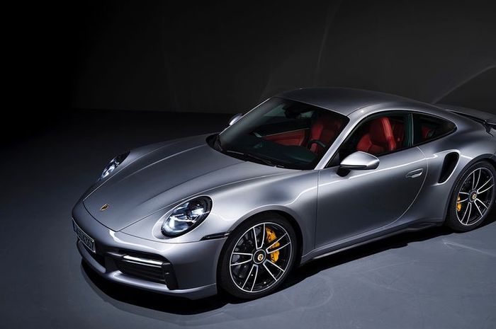 Porsche 911 Turbo S 2020