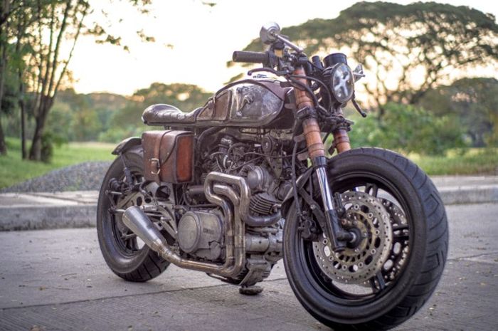 Yamaha XV750 Virago steampunk cafe racer